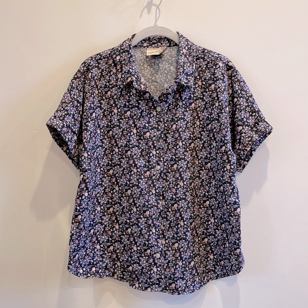 Universal thread by Target floral button up